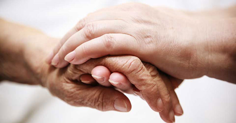 si eres familiar de una persona con cáncer considera lo siguiente